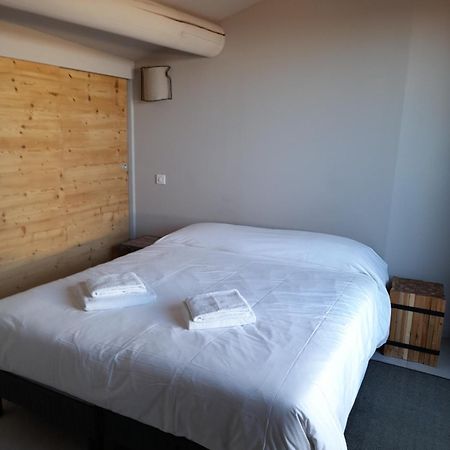 Apparts Et Lofts Bistrot Des Alpilles แซ็งต์-เรมีย์-เดอ-โพรวองซ์ ภายนอก รูปภาพ
